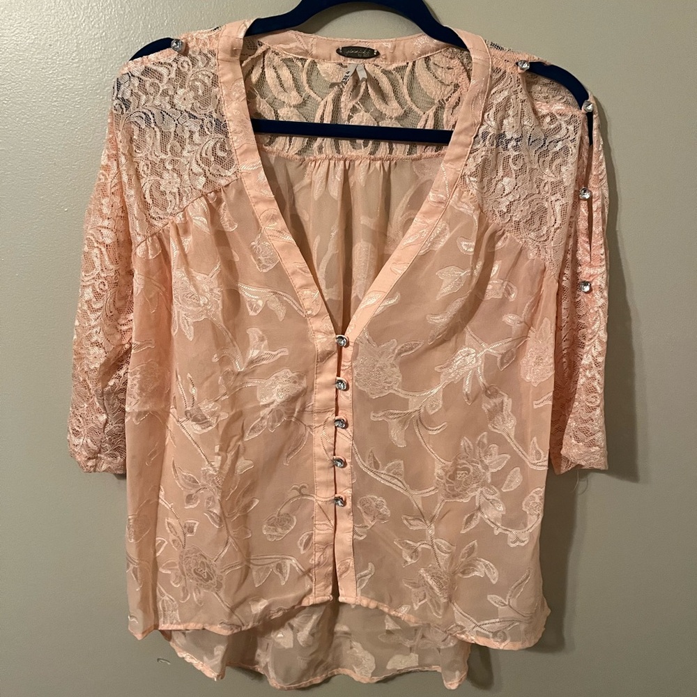 Gimmicks shirt